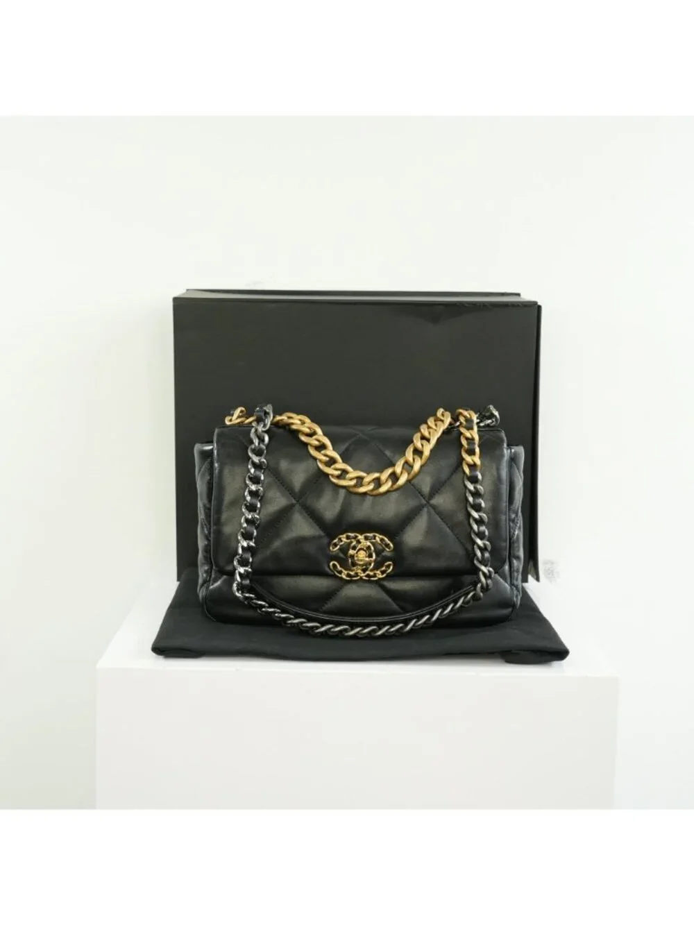 Chanel 19 Black Lambskin Medium Flap Bag Ful Set